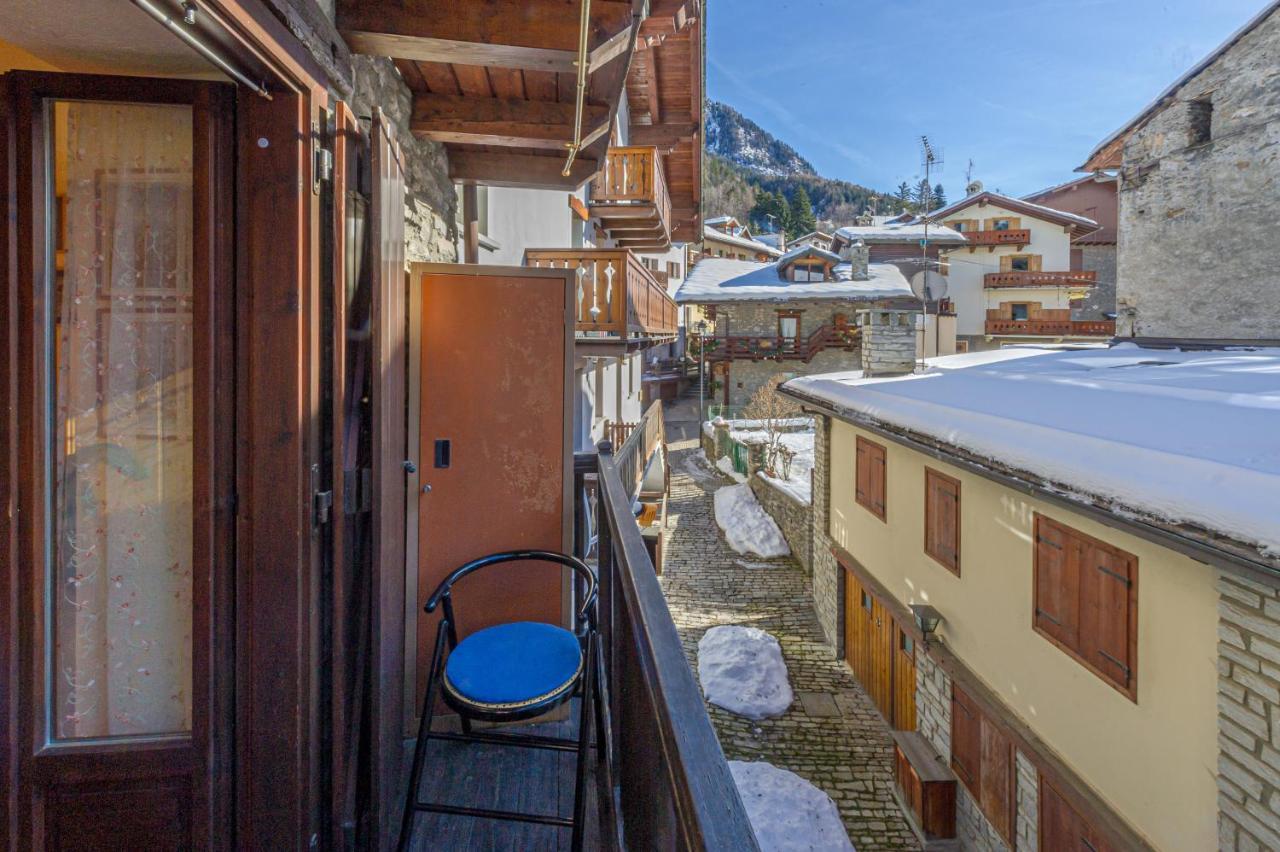 Appartamento Claire - Relax Con Splendida Vista - Cour 0081 Courmayeur Exterior foto
